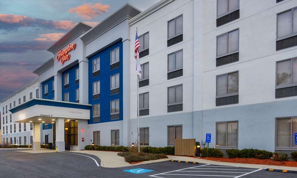 Hampton Inn Haverhill Extérieur photo