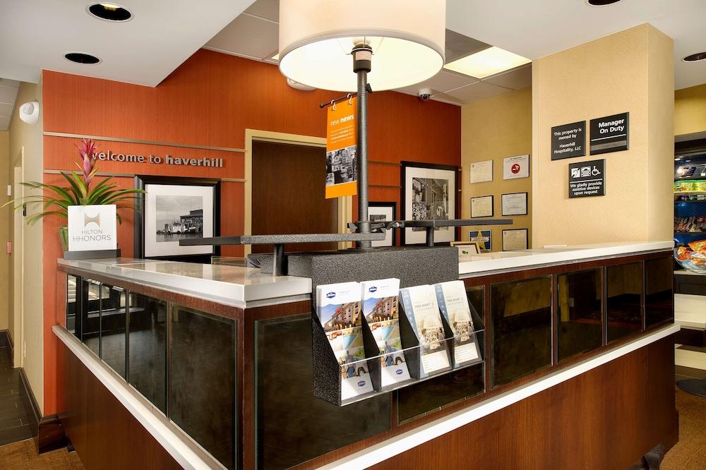 Hampton Inn Haverhill Extérieur photo
