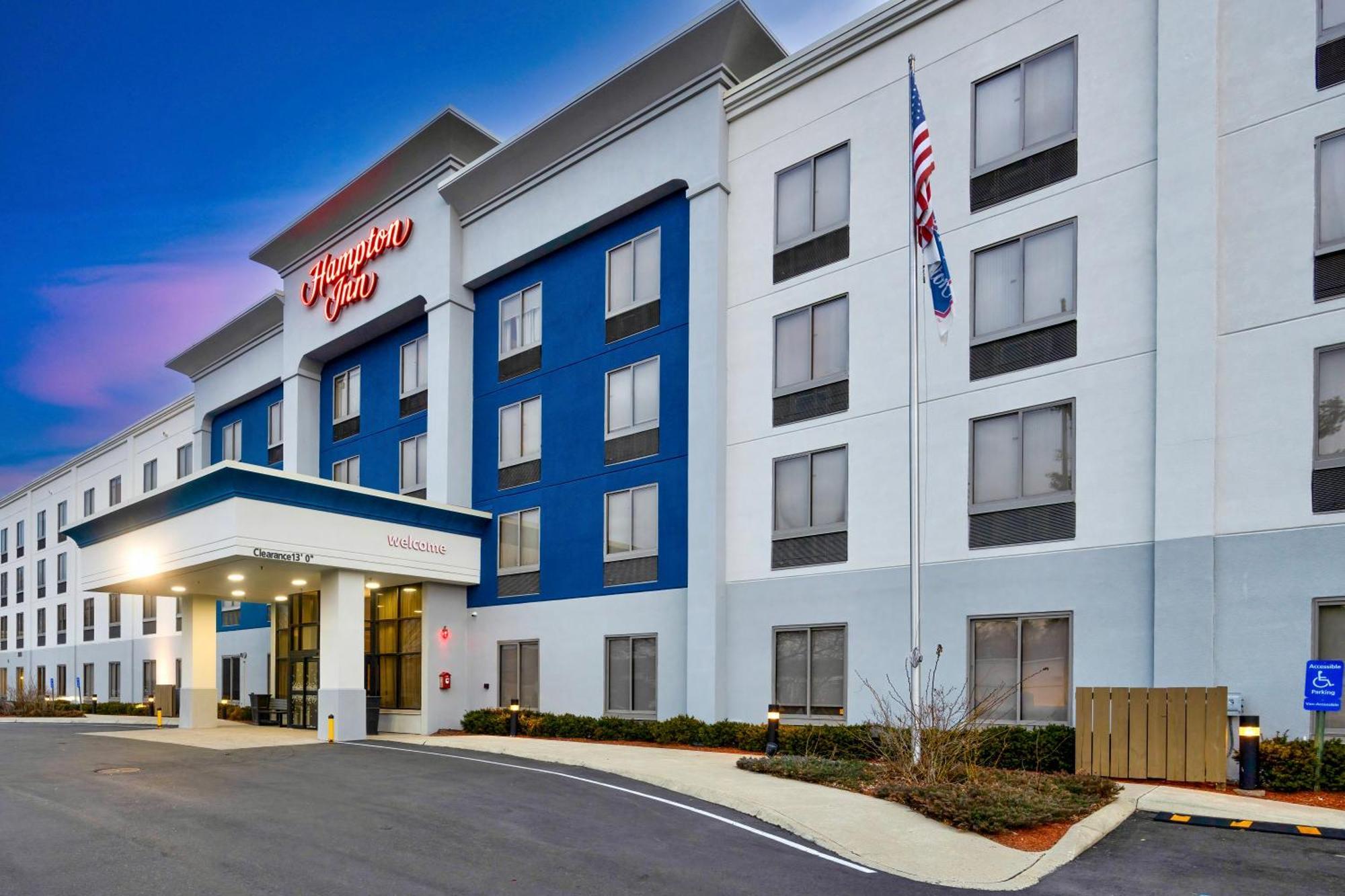 Hampton Inn Haverhill Extérieur photo