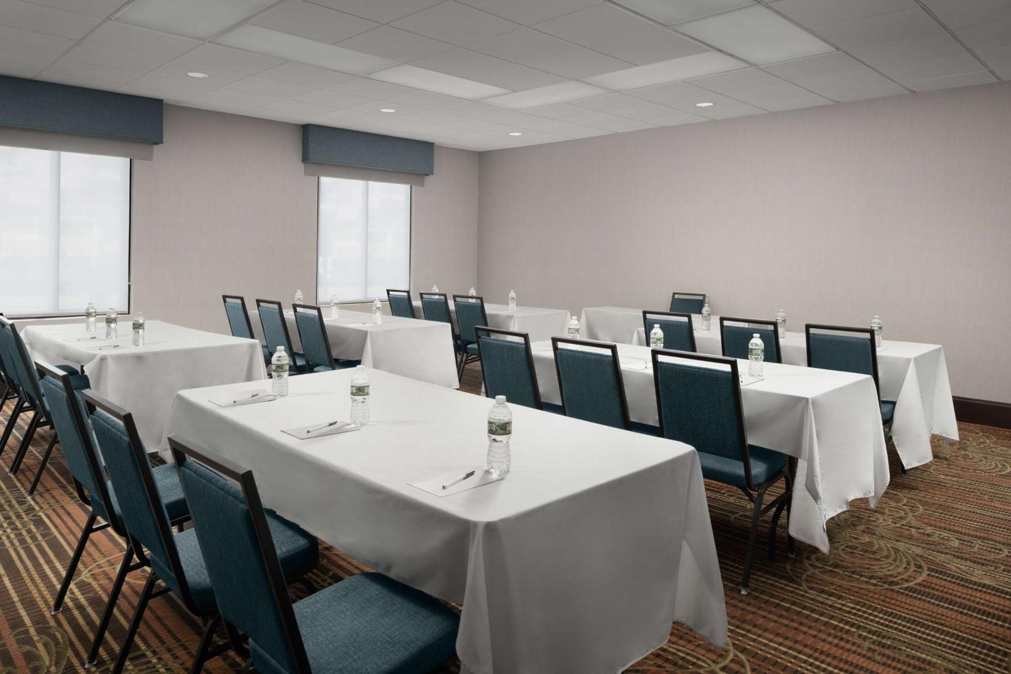 Hampton Inn Haverhill Extérieur photo